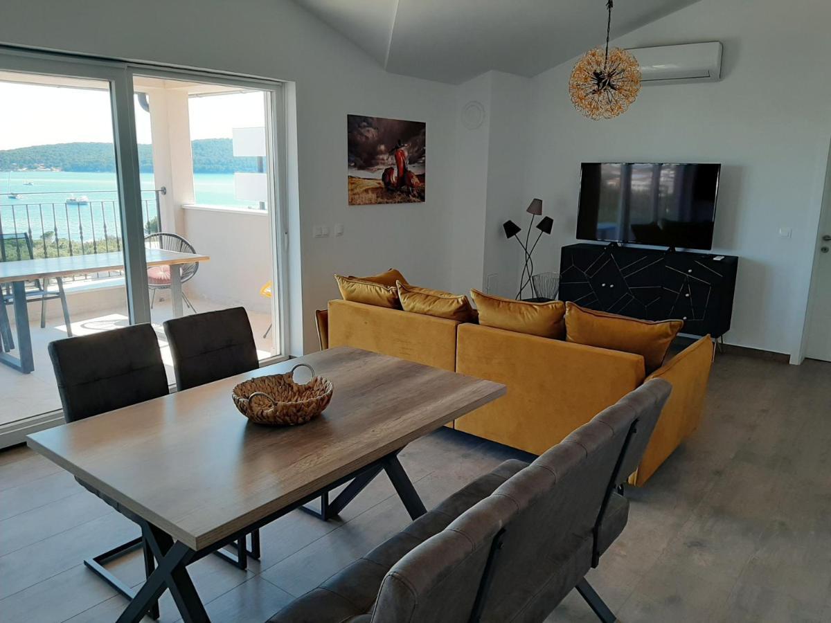 Neo Villa