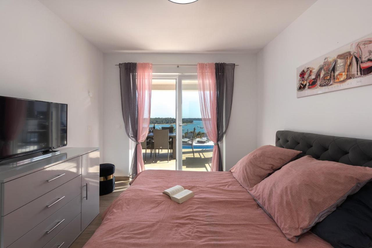 Neo Villa